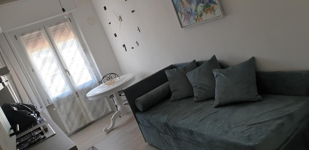Rosy'S Flat Apartment La Spezia Exterior foto